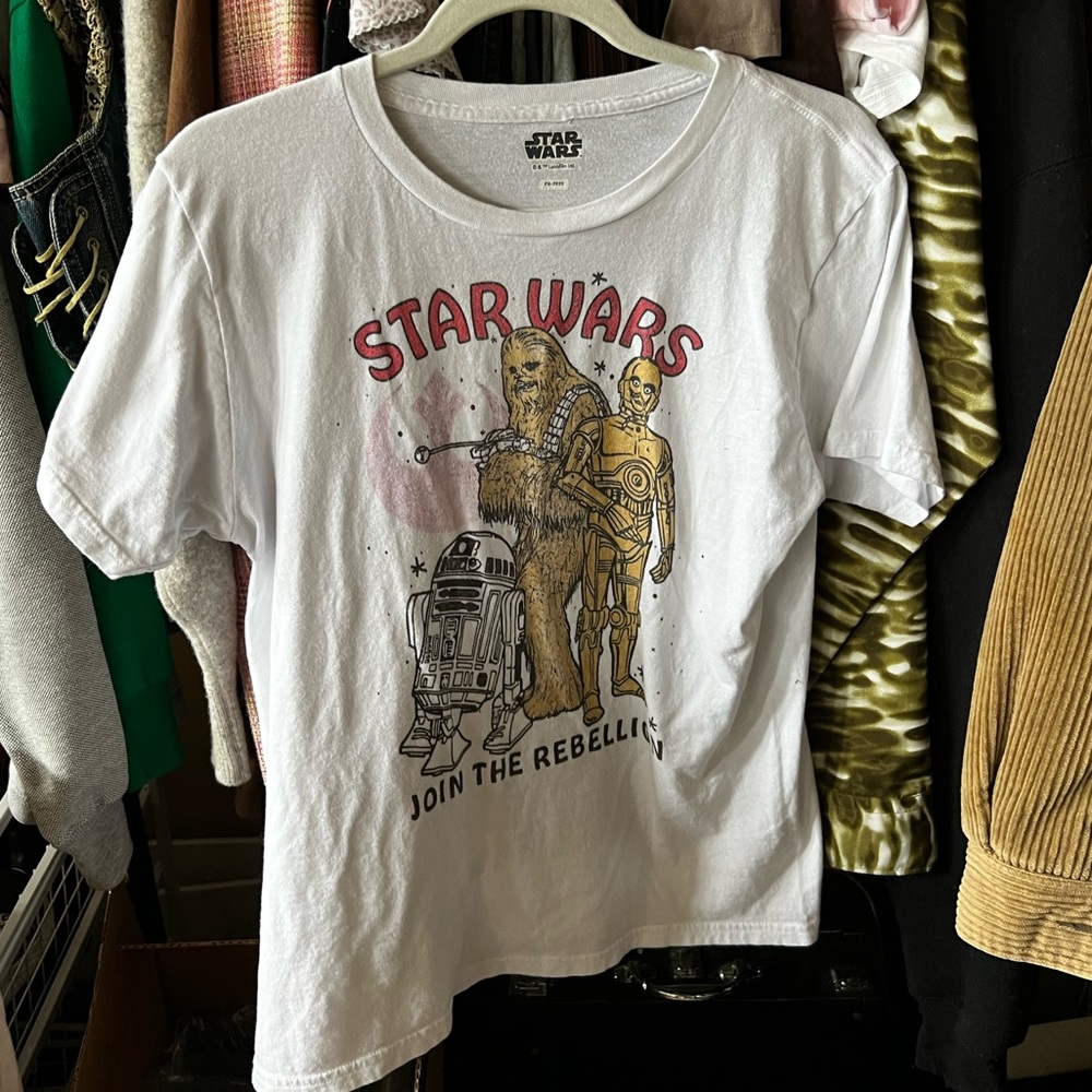Disneys Star Wars “Join The Rebellion” White T-Shirt
